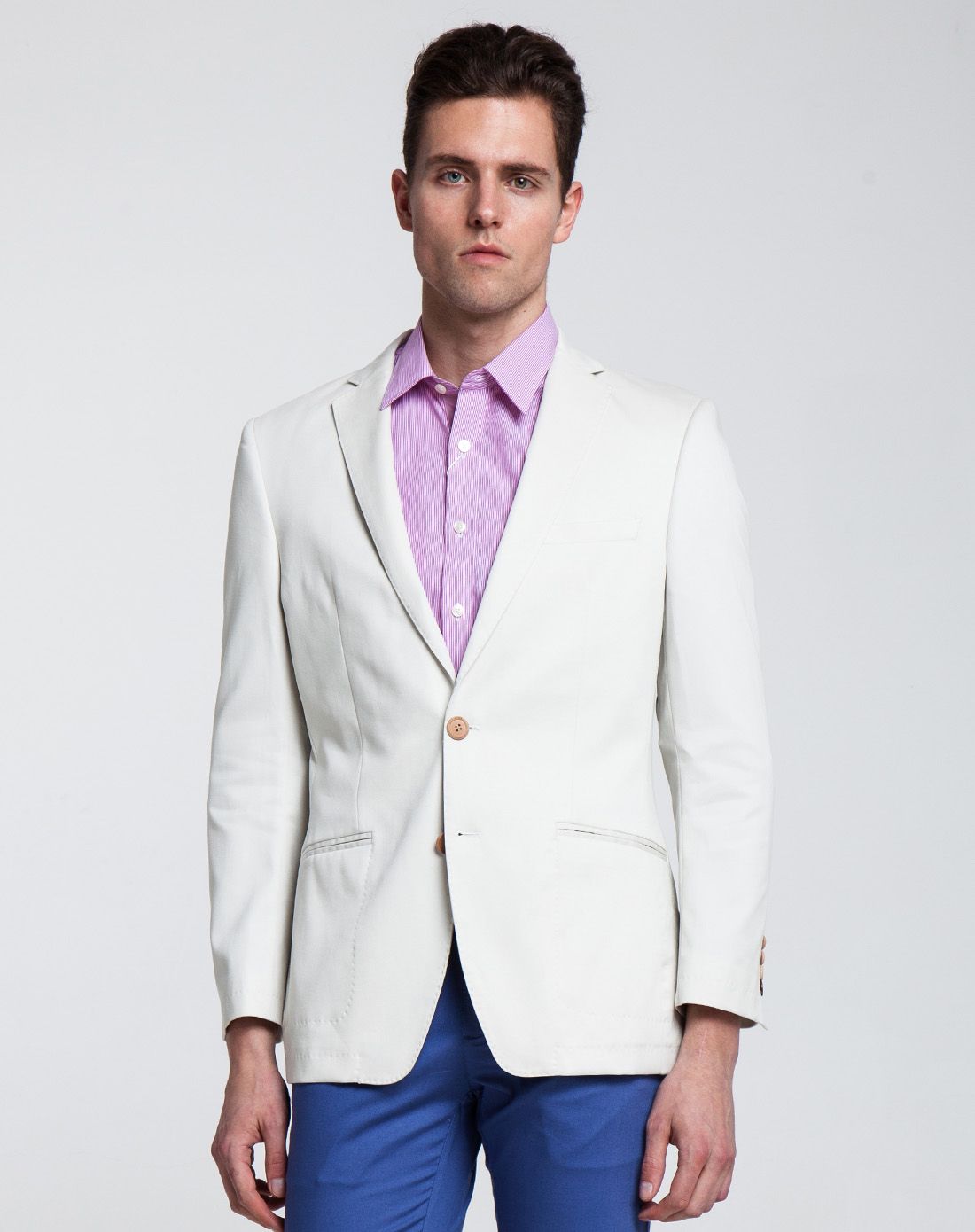 米白色商务休闲长袖西装