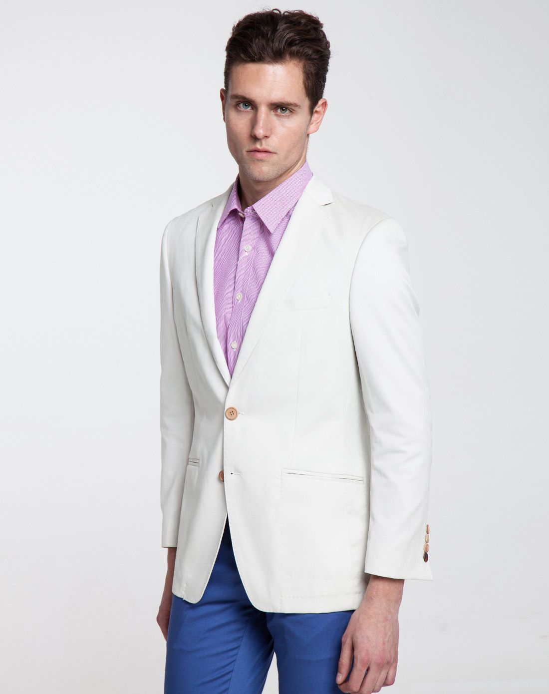 米白色商务休闲长袖西装