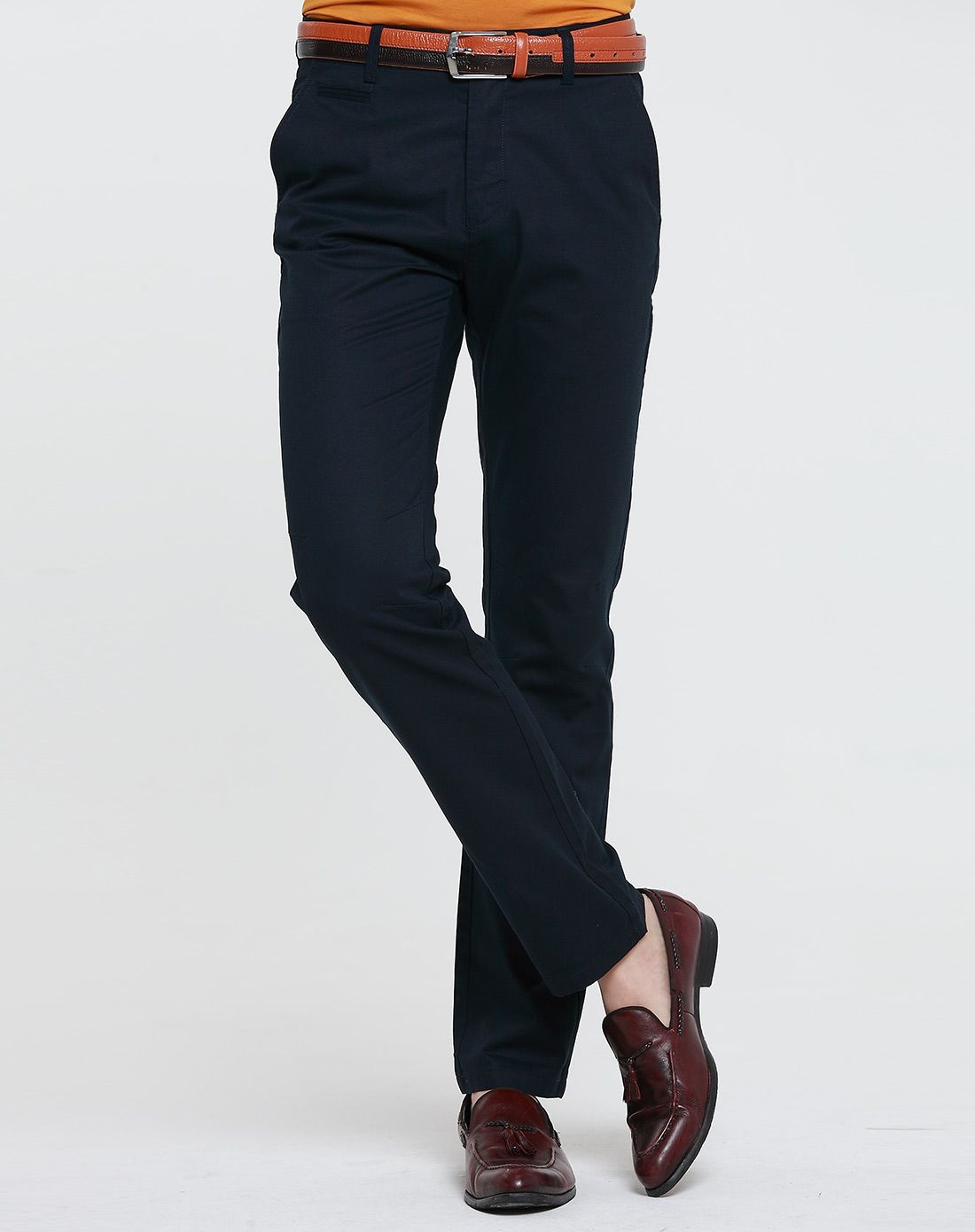 藏蓝色休闲裤子