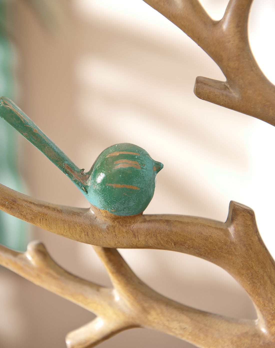 > 树脂树枝雕刻立体小鸟装饰摆件首饰架