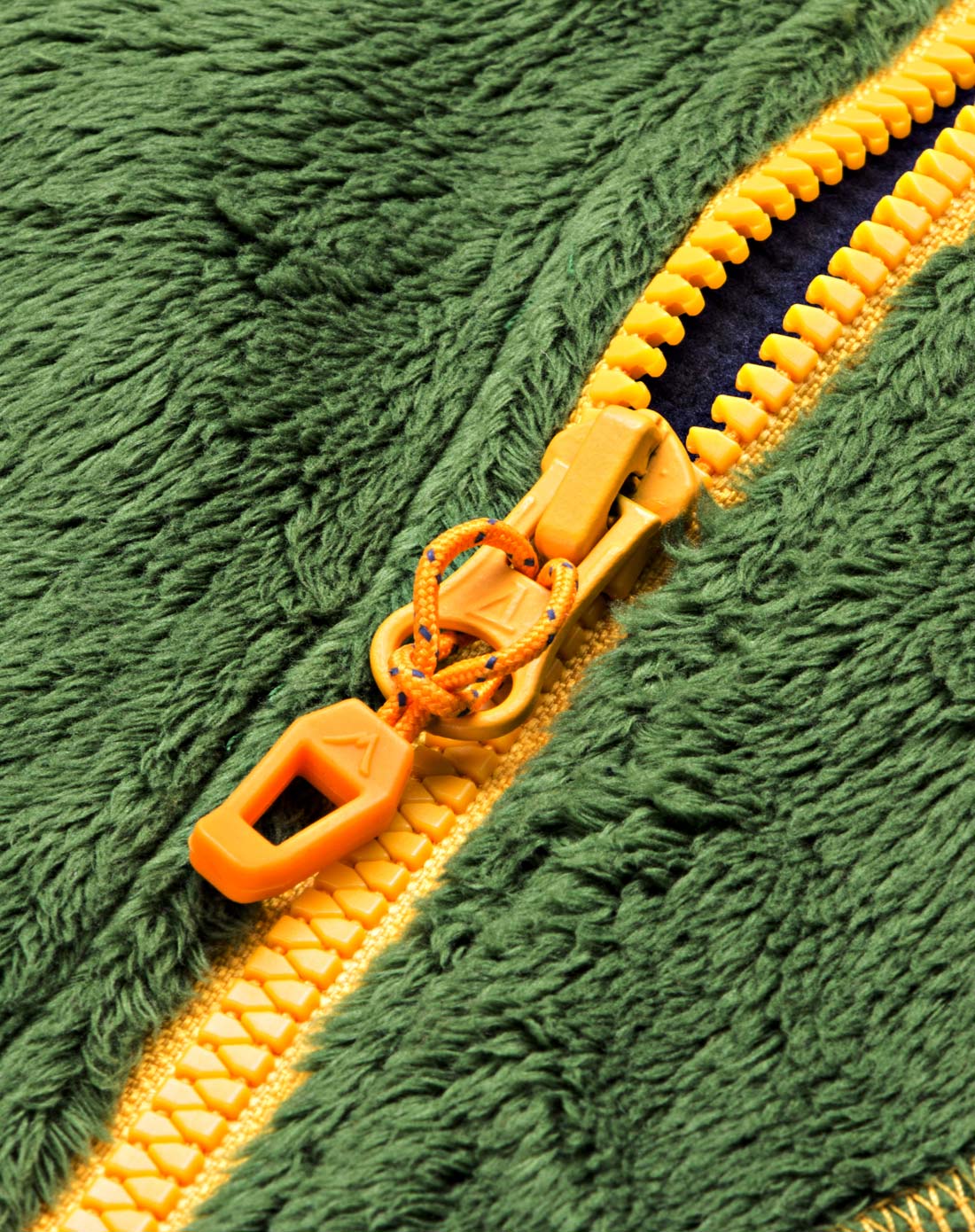 舒适保暖 童款橄榄绿/藏青童款抓绒马甲