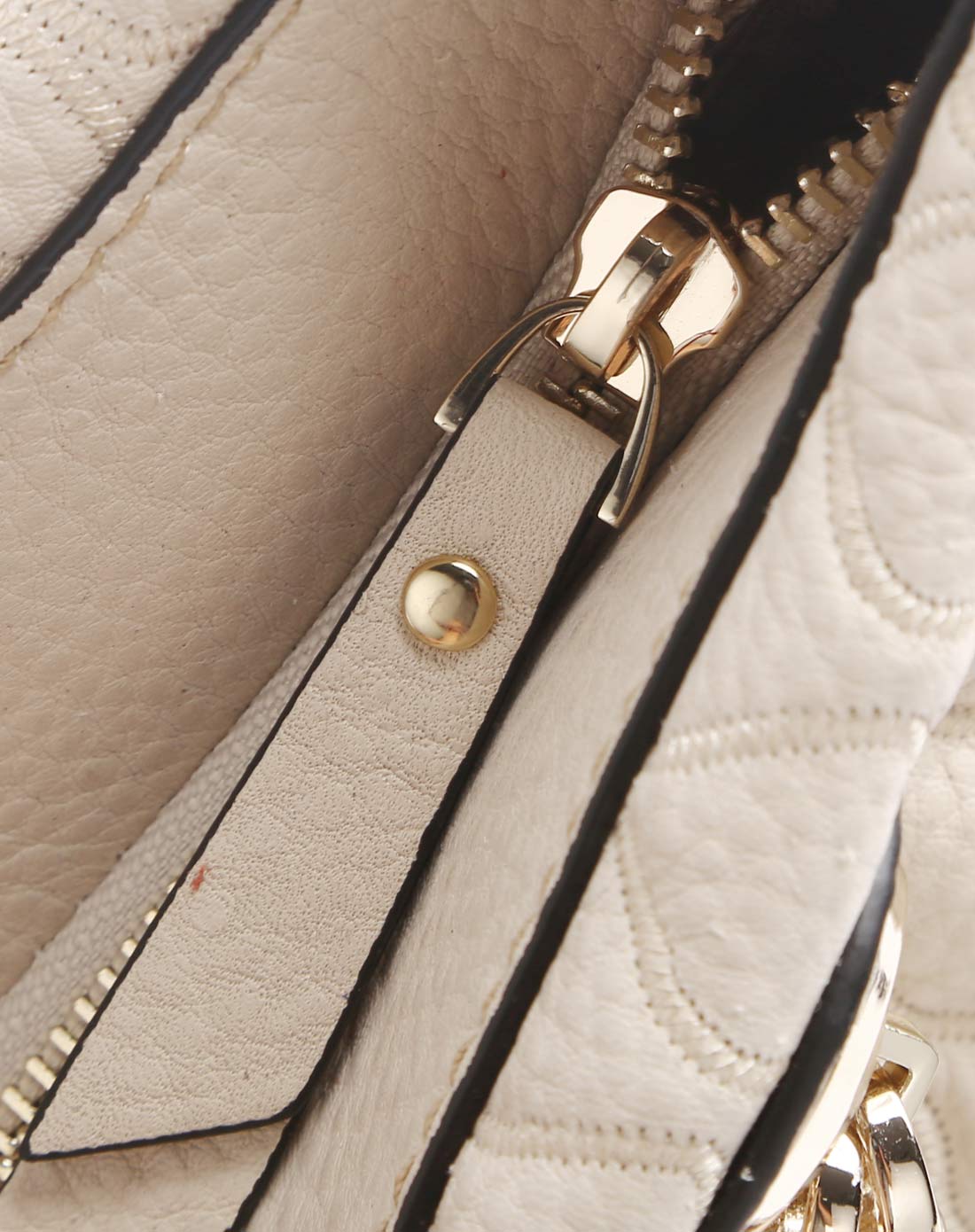 女款米白色牛皮革手提包