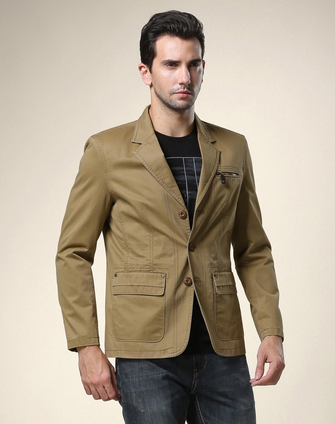 > 韩牌时尚修身 男款卡其色西装