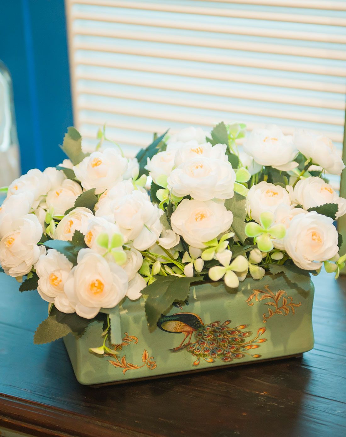 racekish芮诗凯诗蓝羽雀6束白色山茶花整体花艺rhy03150_唯品会