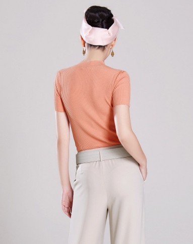 肉粉色复古半高领短袖针织衫