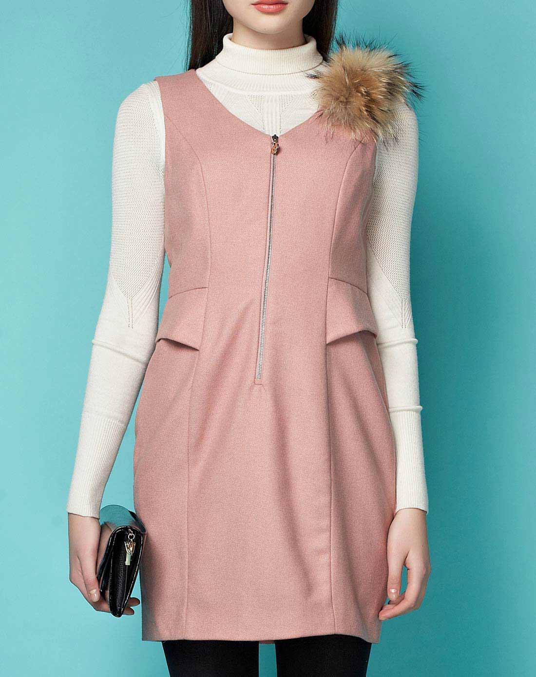 虾粉色收腰款背心式连衣裙