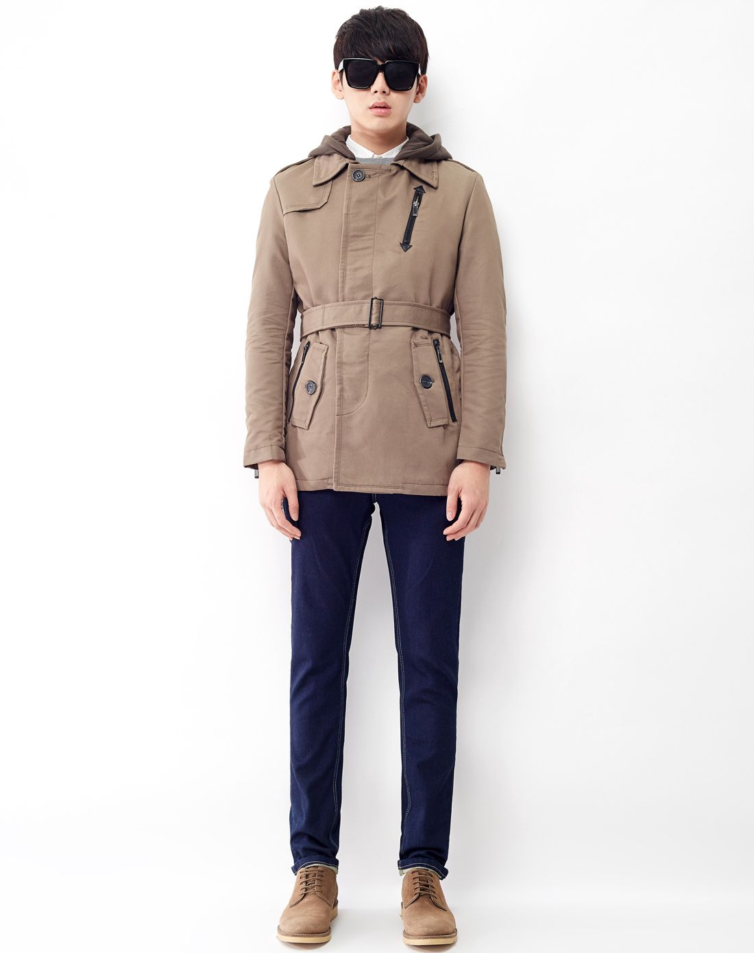 男款深卡其甩帽风衣外套