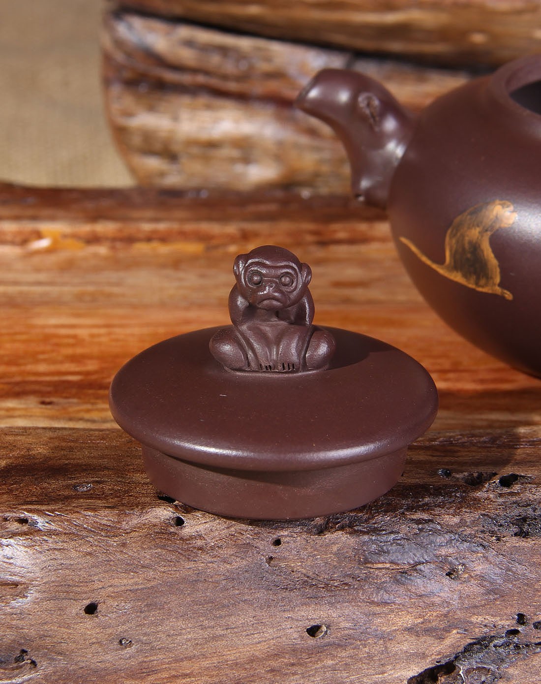 宜兴手工名师(灵猴献寿)紫砂壶