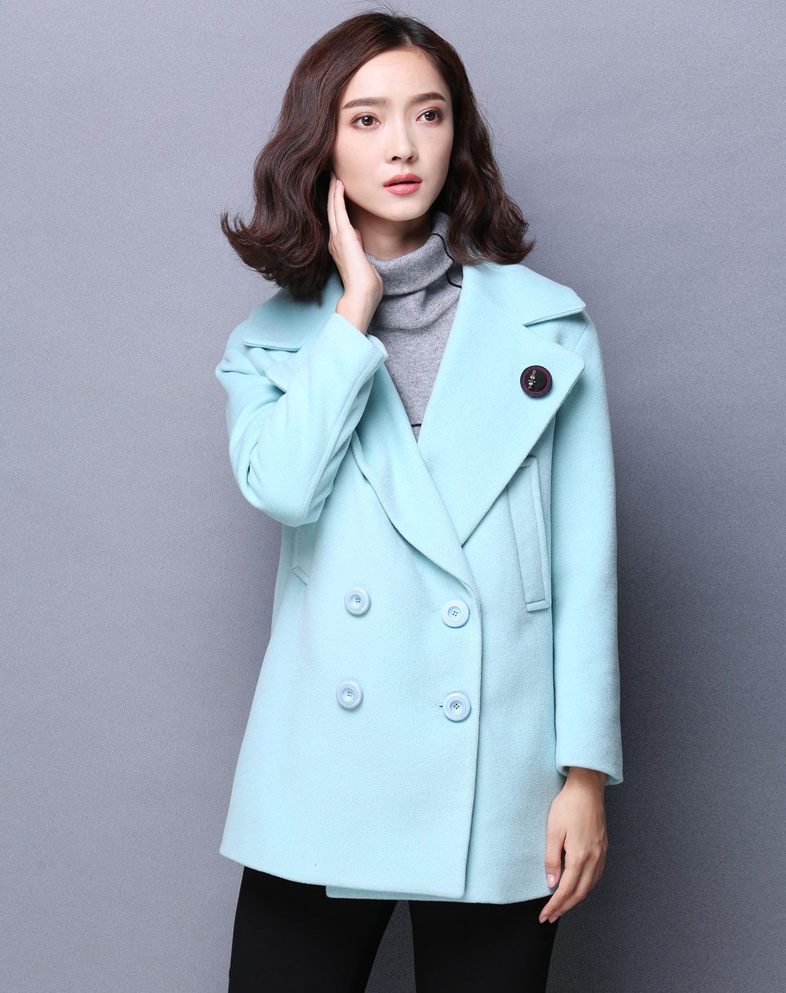 薄荷绿简约百搭大翻领长袖呢外套